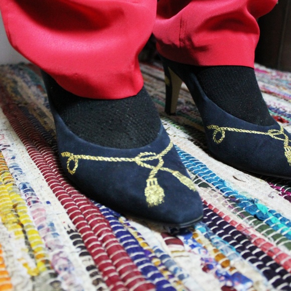 Vintage 80s Spiegel Navy Blue Tassel Pumps - Picture 2 of 4